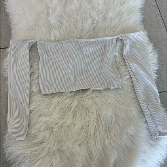 Zara Tops - Zara Off-Shoulder Ribbed Top